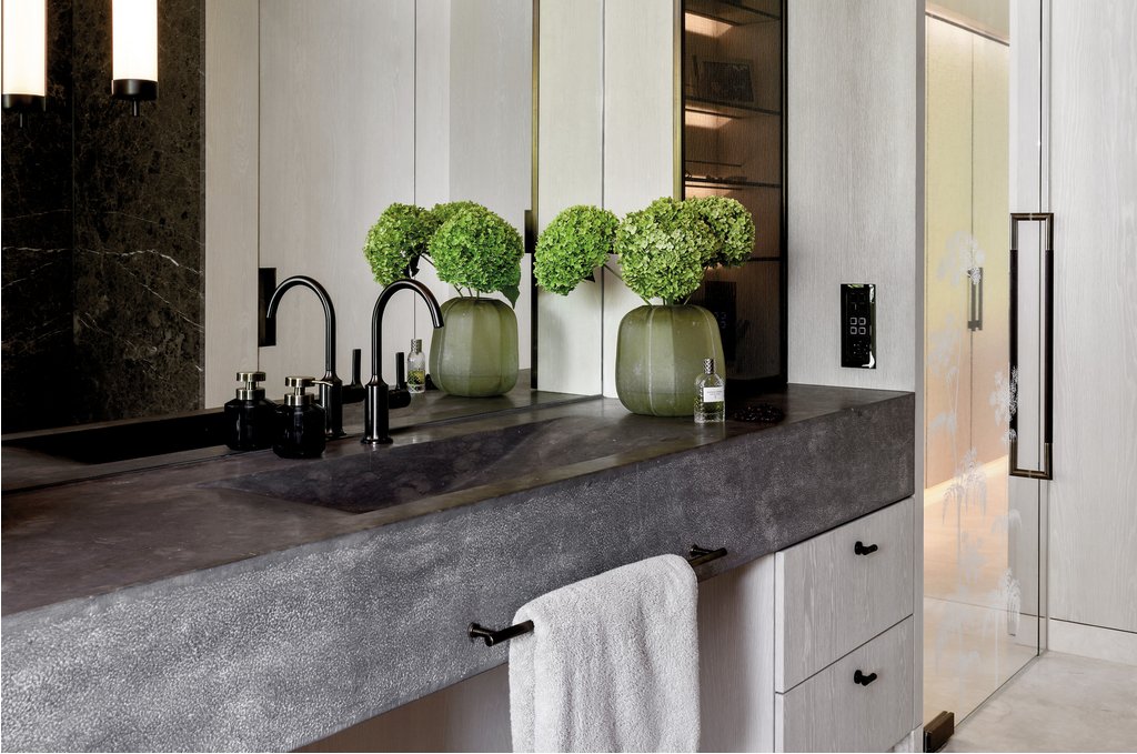 Badezimmer in der Villa Fernblick mit Armaturen von Dornbracht