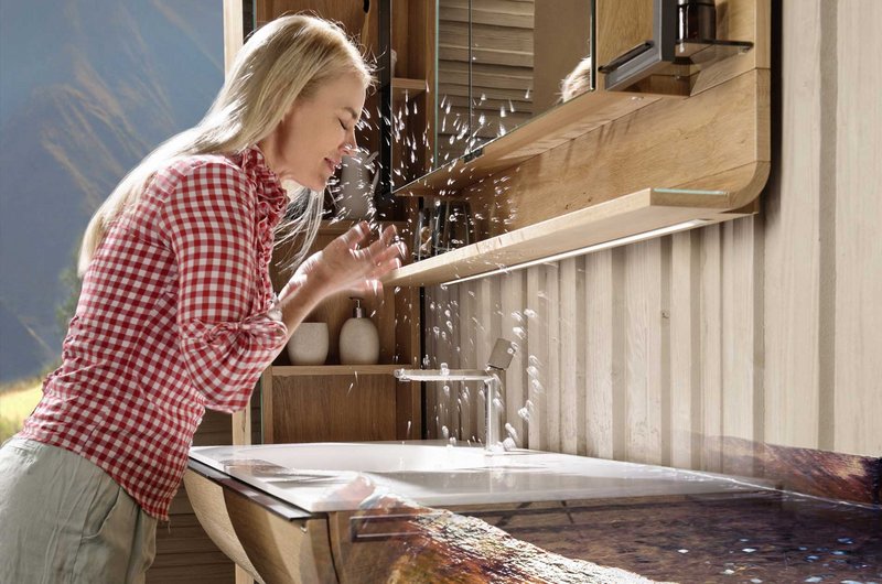 Massivholz im Bad von IPM/Voglauer Massivholz im Bad von IPM/Voglauer