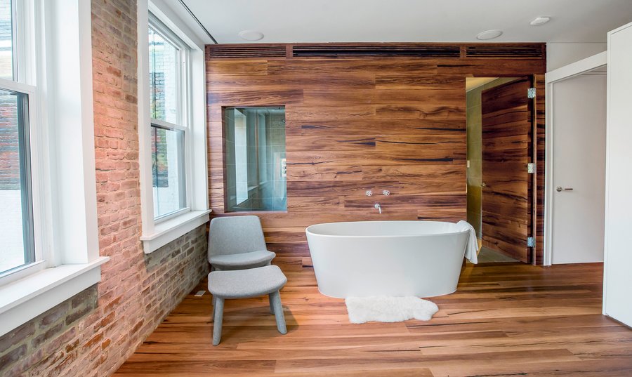 Holz und Stein - Naturmaterialien im Badezimmer