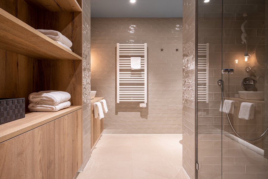 Badezimmer der Suite Smukkstykk im Designhotel Laurichhof