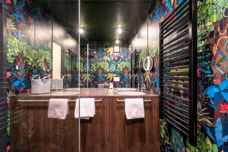 Badezimmer der Suite Waldmannsheim im Designhotel Laurichhof Badezimmer der Suite Waldmannsheim im Designhotel Laurichhof