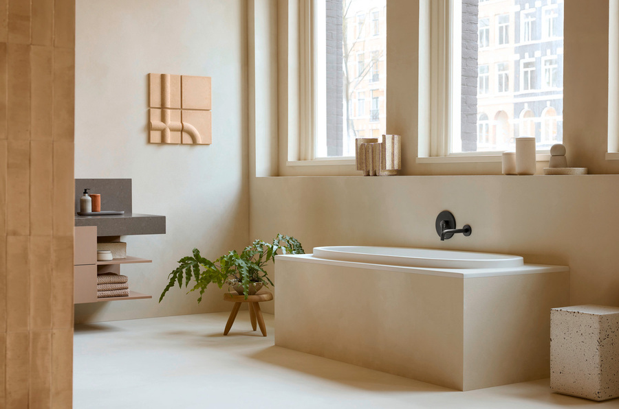 Badewanne von Patricia Urquiola aus der Bad-Serie Balcoon von Duravit