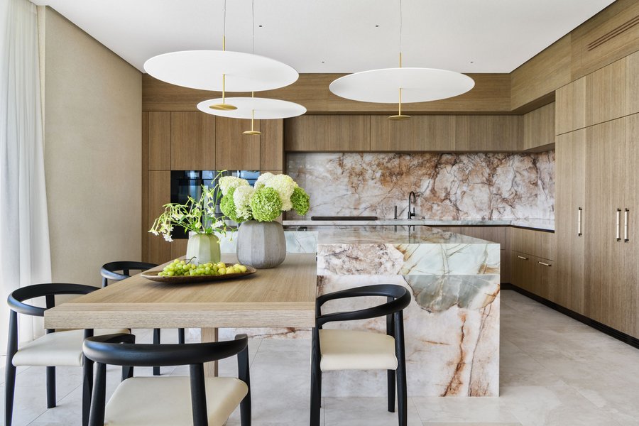 Küche in der Villa Fernblick mit Armaturen von Dornbracht