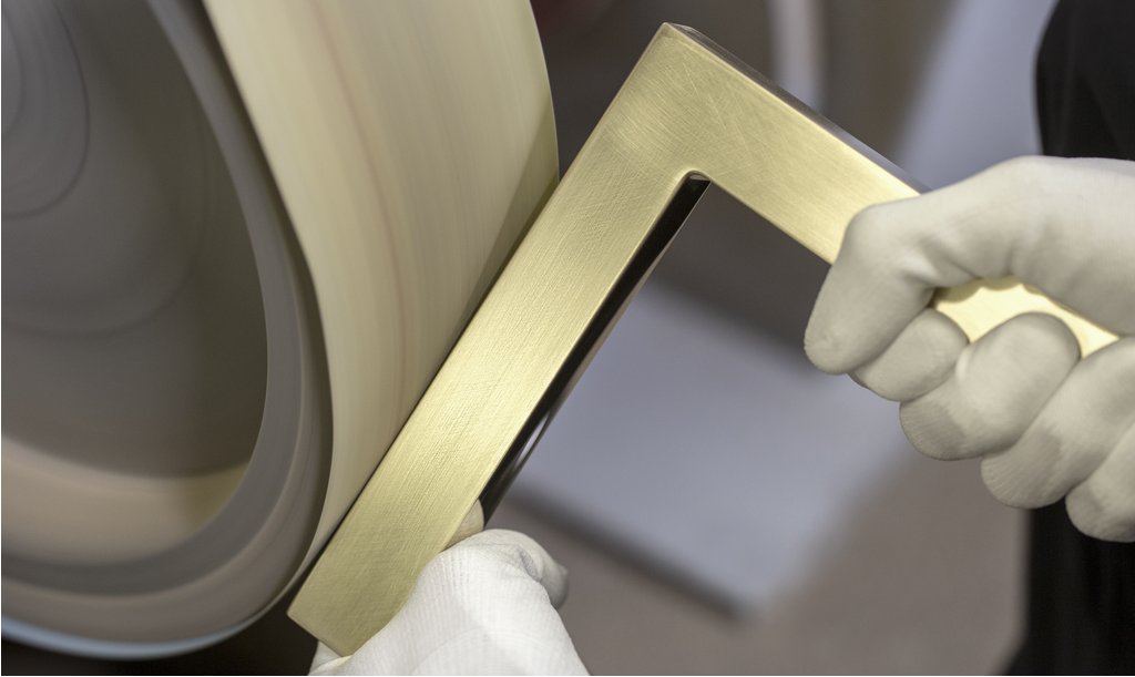 Keuco: Fertigung der Edition 90 Armaturen Keuco: Fertigung der Edition 90 Armaturen