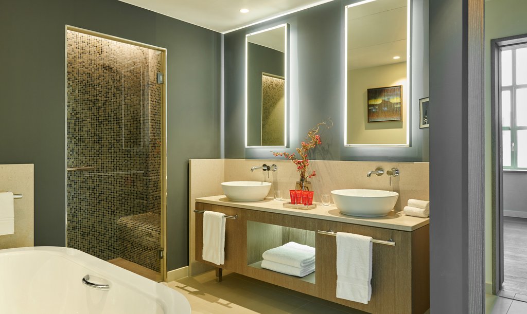 Bescheidener Luxus bis im Intercontinental Lyon Hôtel-Dieu Bescheidener Luxus bis im Intercontinental Lyon Hôtel-Dieu