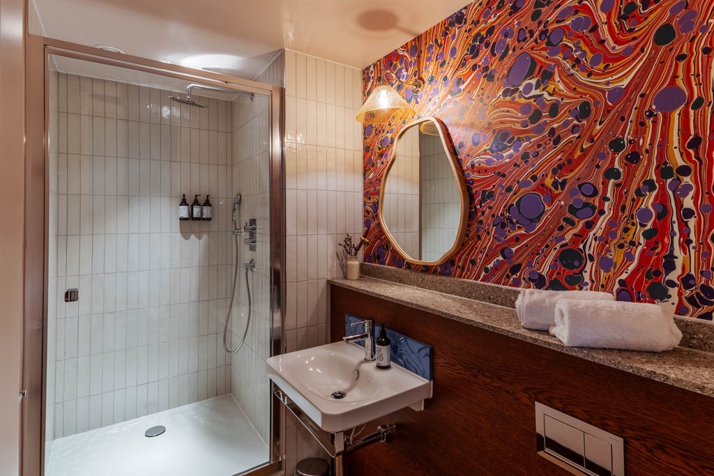 Badezimmer des Hometel room2 im Londoner Stadtteil Chiswick