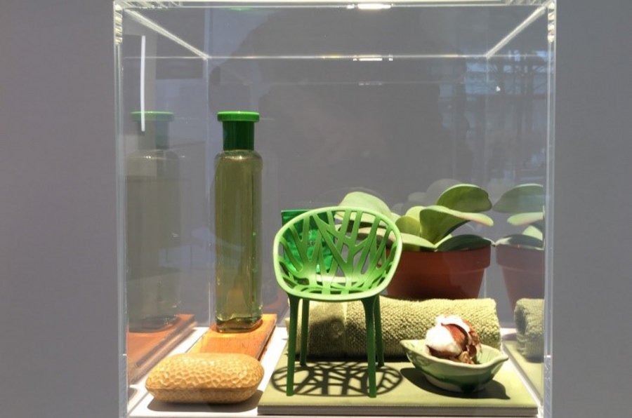 Ton-in-Ton: Kombinationen mit verschiedenen Nuancen einer Farbfamilie Ton-in-Ton: Kombinationen mit verschiedenen Nuancen einer Farbfamilie