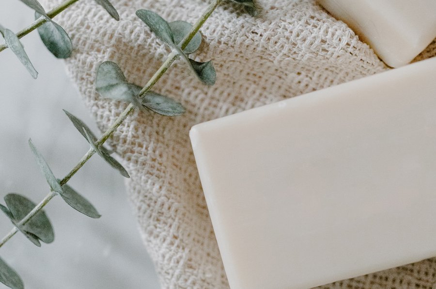 Dezente Farben für ein zurückhaltendes, aber erholsames Bad Dezente Farben für ein zurückhaltendes, aber erholsames Bad