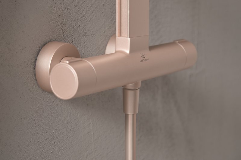Duschsystem Alu+ von Ideal Standard in Rosé