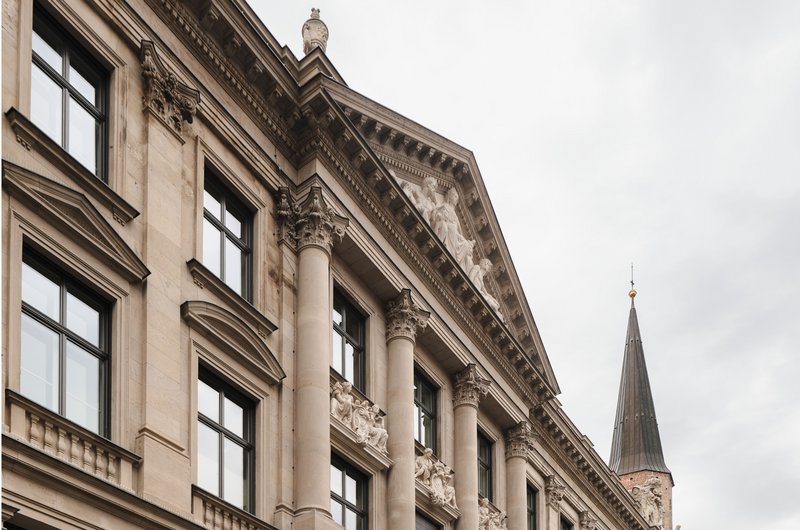 Fassade des Rosewood Munich