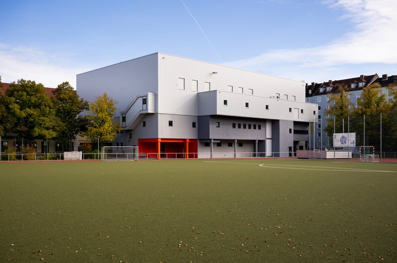 Sportanlage mit Turnhalle des TSV München Ost