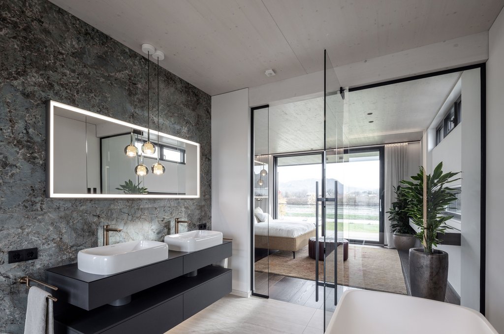 Masterbad im Floating House von Griffner ausgestattet von Duravit