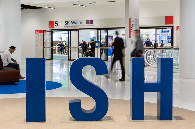 Besucher auf der ISH Frankfurt