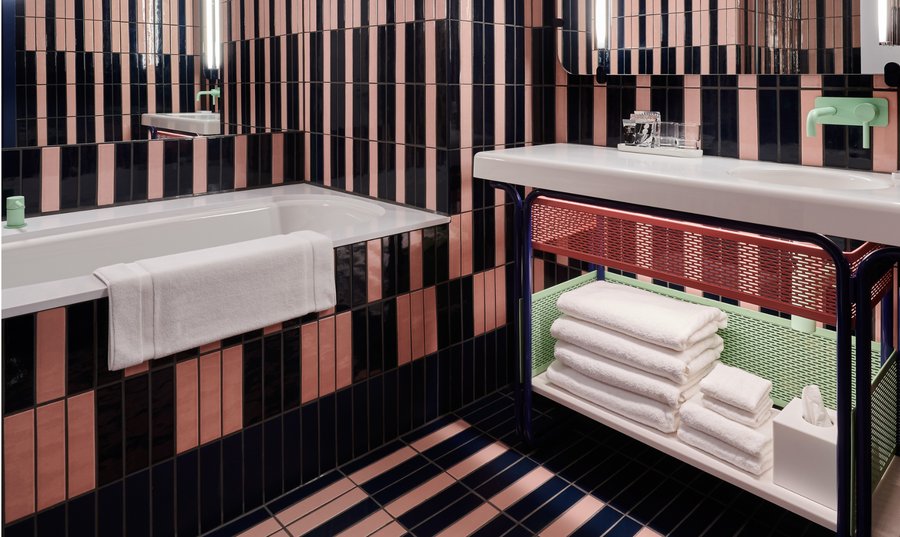 Badprodukte von Bette im The Standard Hotel London