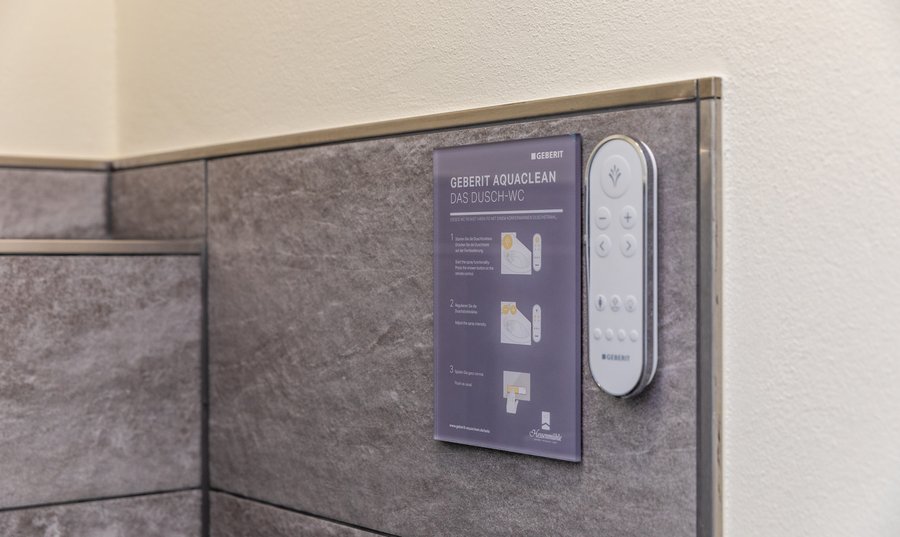 Bedienungsanleitung Dusch-WC Geberit AquaClean Sela im Landgasthof Hessenmühle