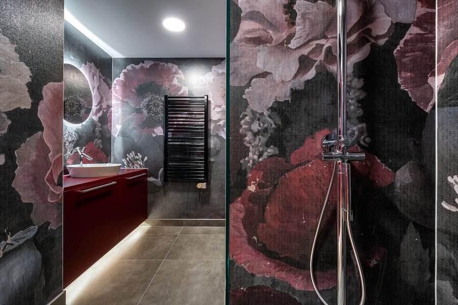 Badezimmer der Suite Honey Mohn im Designhotel Laurichhof