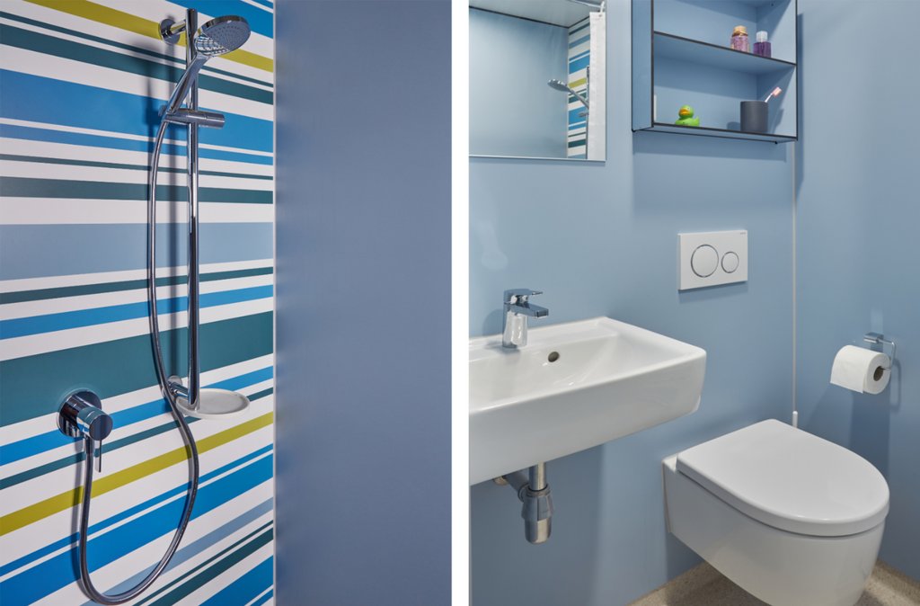Bäder mit innovativen BadsSystem-Badezimmer von IBS mit Keuco Armaturen und Accessoires entstanden.