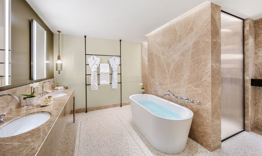 Die Meisterstück Classic Duo Oval von Kaldewei im Badezimmer der Villa della Quercia