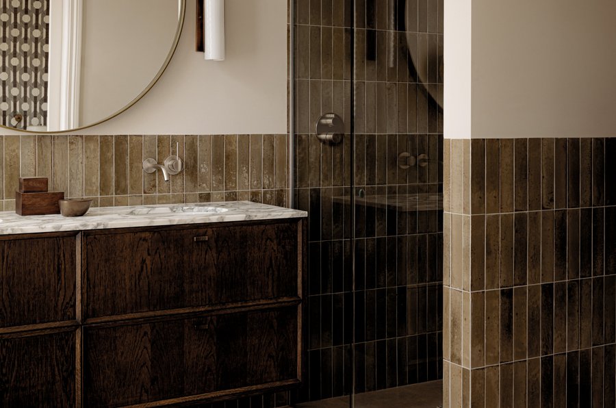 Meta Slim in Platin gebürstet von Dornbracht im Badezimmer des Apartments JD Residence A