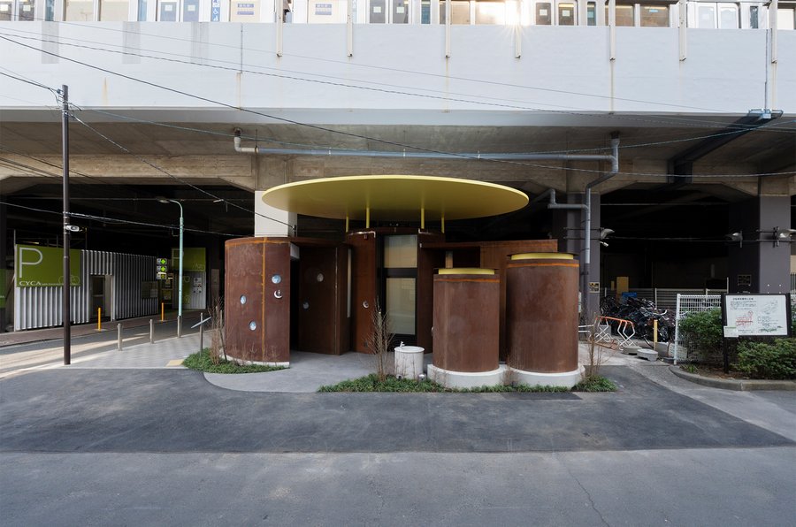 Toilettenanlage von Junko Kobayash am Standort Sasazuka Greenway