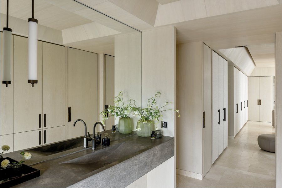 Badezimmer in der Villa Fernblick mit Armaturen von Dornbracht