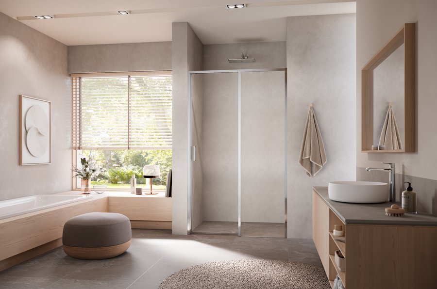 Duschkabine Yanea von Kermi als Nischen-Variante mit Gleittür in Hochglanz Silber