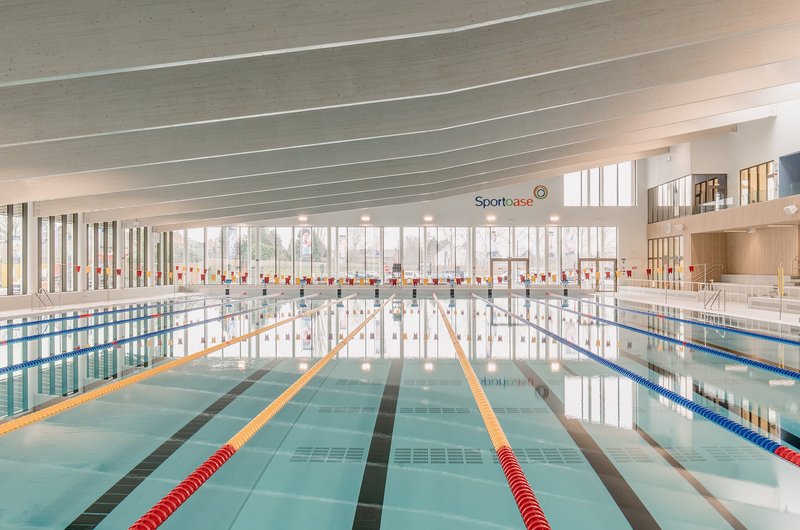 50-Meter-Olympiabecken in der Sportoase De Watermolen im belgischen Sint-Niklaas